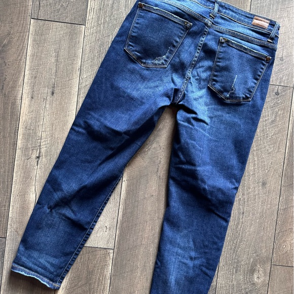 Judy Blue Relaxed Fit Jeans - Picture 10 of 10